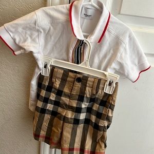 Burberry shirt 👕 size: 4Y & Burberry shorts 🩳 size: 3Y